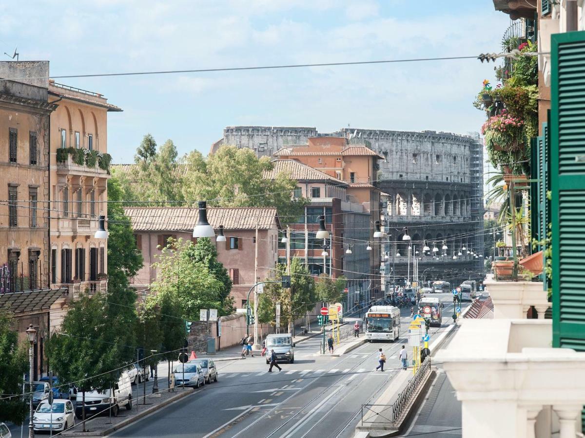 Black Rooms Colosseo Roma Esterno foto